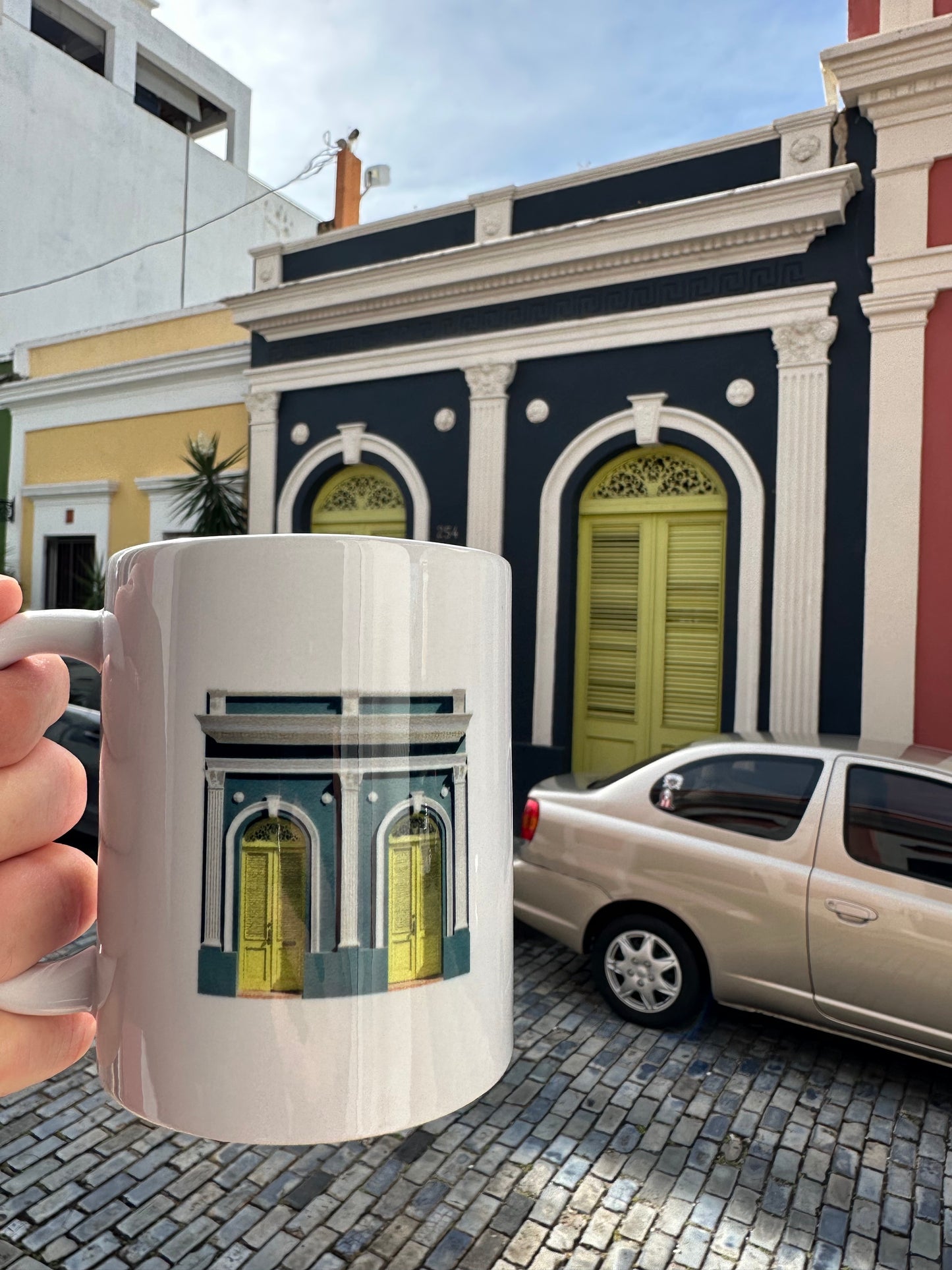 Cup / Sol Street, 254