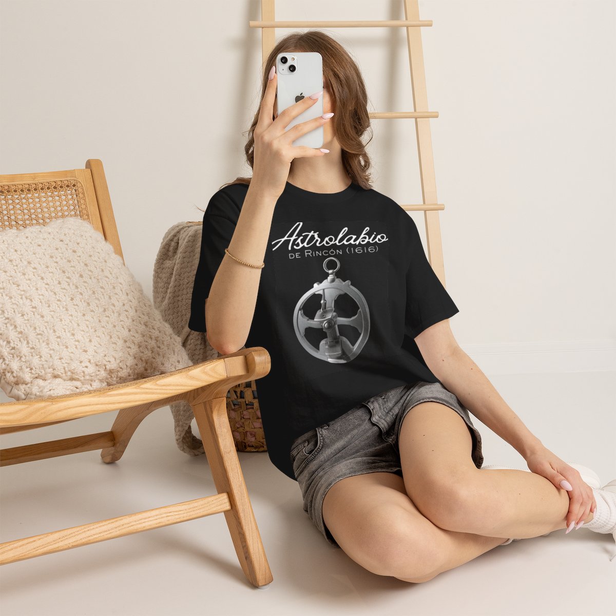 Astrolabio de Rincón Tee (black)